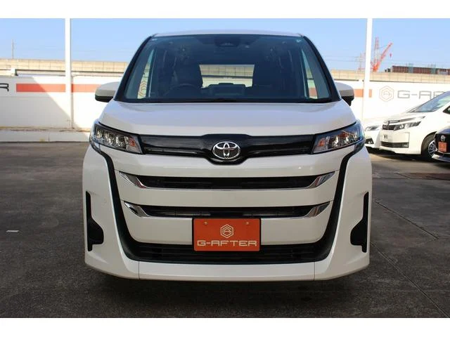 Toyota Noah X 2022
